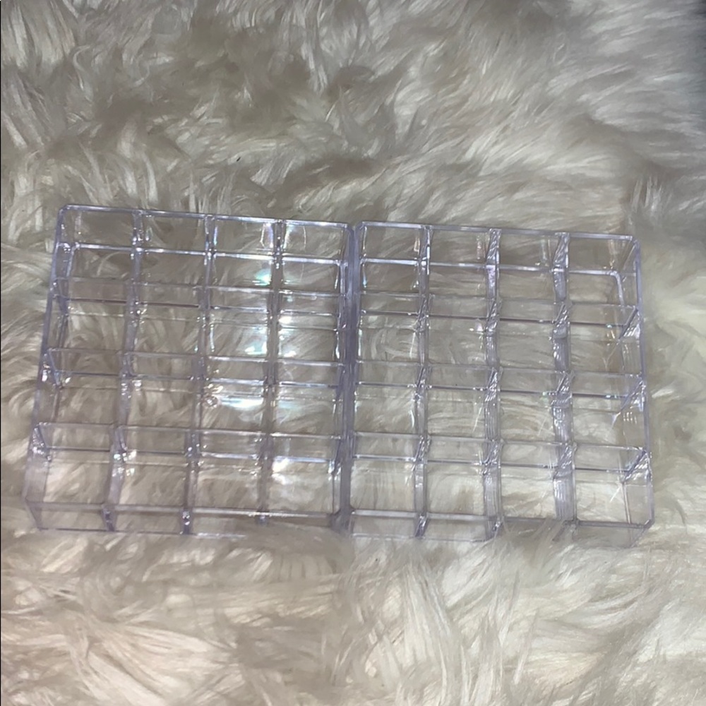 2 Nail polish holders